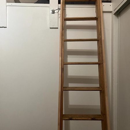 Bel Appartement Avec Mezzanine En Plein Centre De Bordeaux Exterior photo